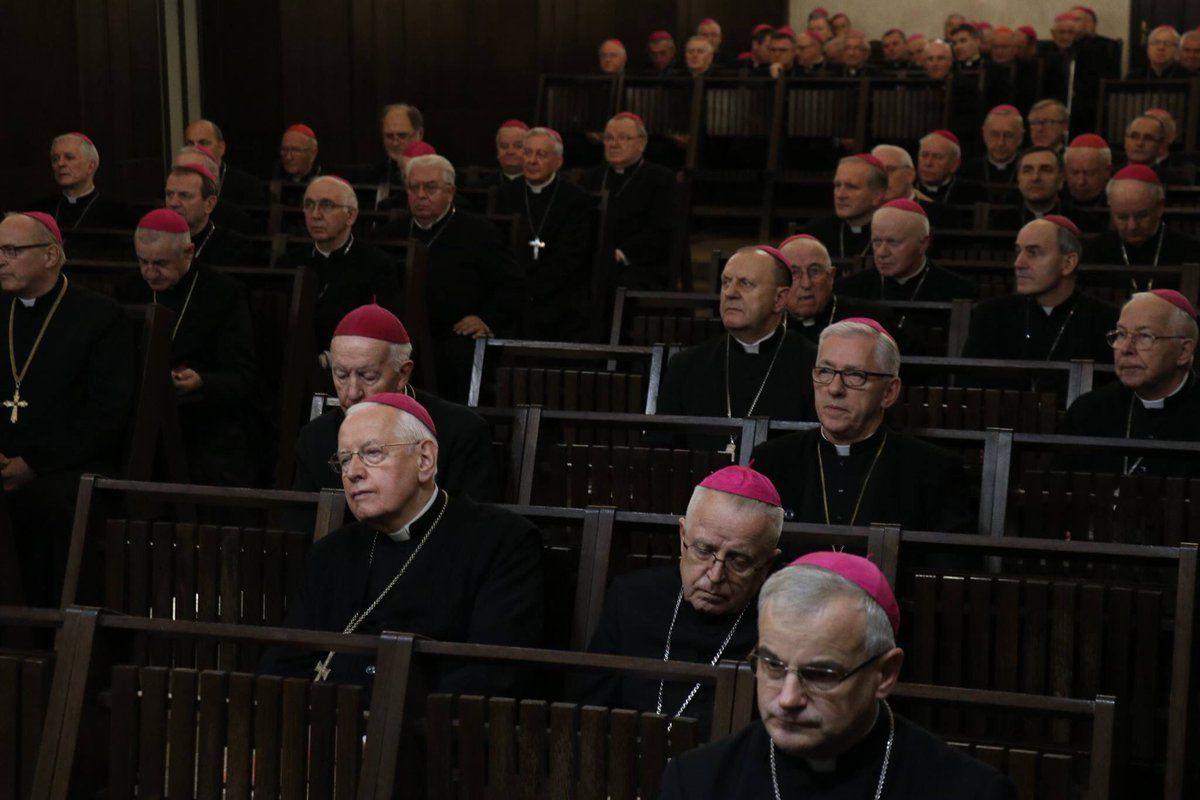 Jasna Góra: włocławscy biskupi biorą udział w rekolekcjach dla Episkopatu
