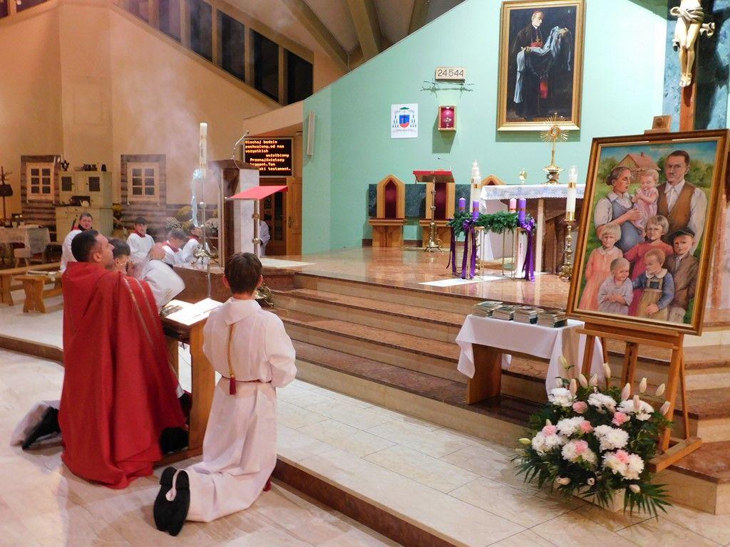 Relikwie bł. Rodziny Ulmów nawiedzają kolejne parafie diecezji włocławskiej