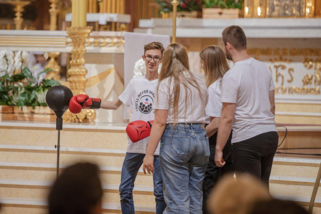 Licheń: Pielgrzymka ósmoklasistów diecezji włocławskiej