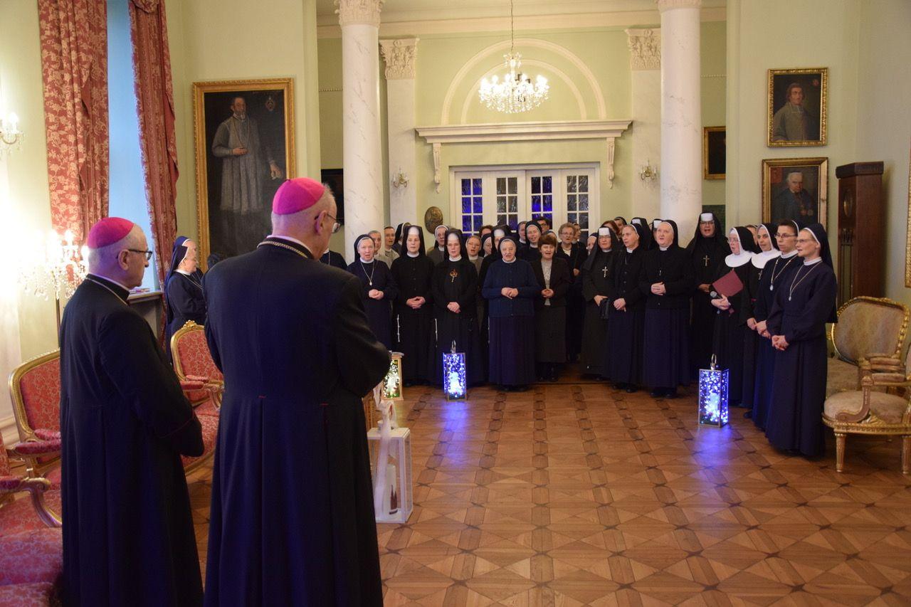Spotkanie opłatkowe sióstr zakonnych w Domu Biskupim