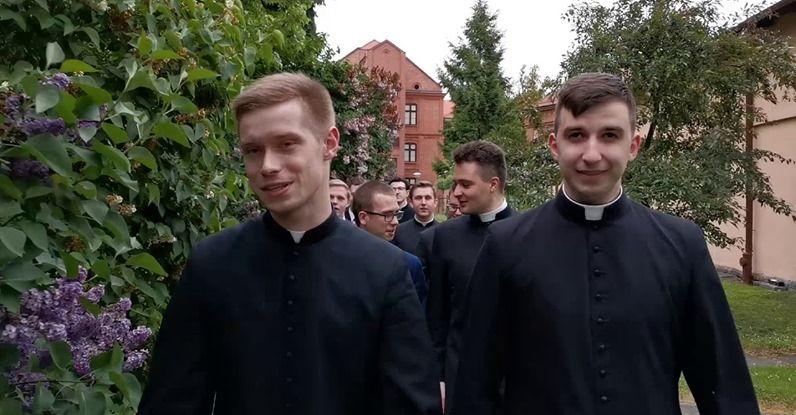 Klerycy włocławskiego seminarium w akcji #hot16challenge2