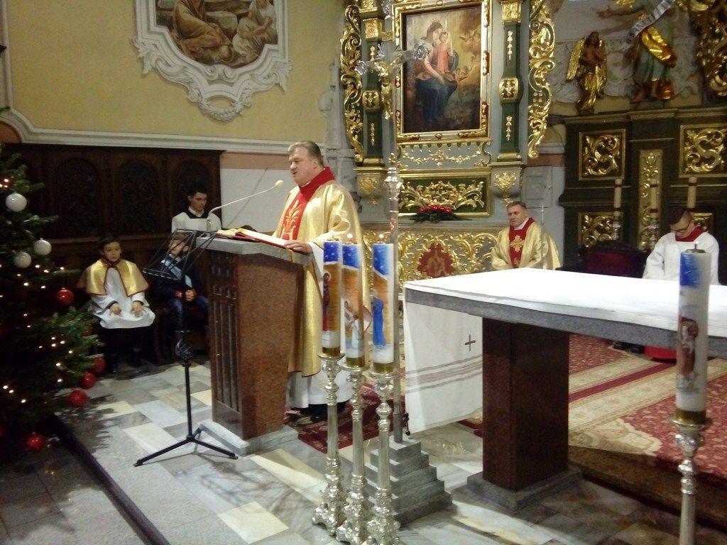 Regens Penitencjarii Apostolskiej przewodniczył Mszy św. w sieradzkiej kolegiacie