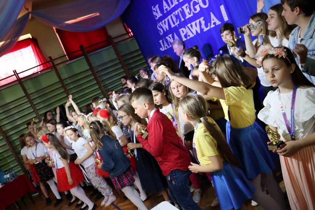 Zbrachlin: VII Festiwal Piosenki Religijnej „Śladami św. Jana Pawła II”