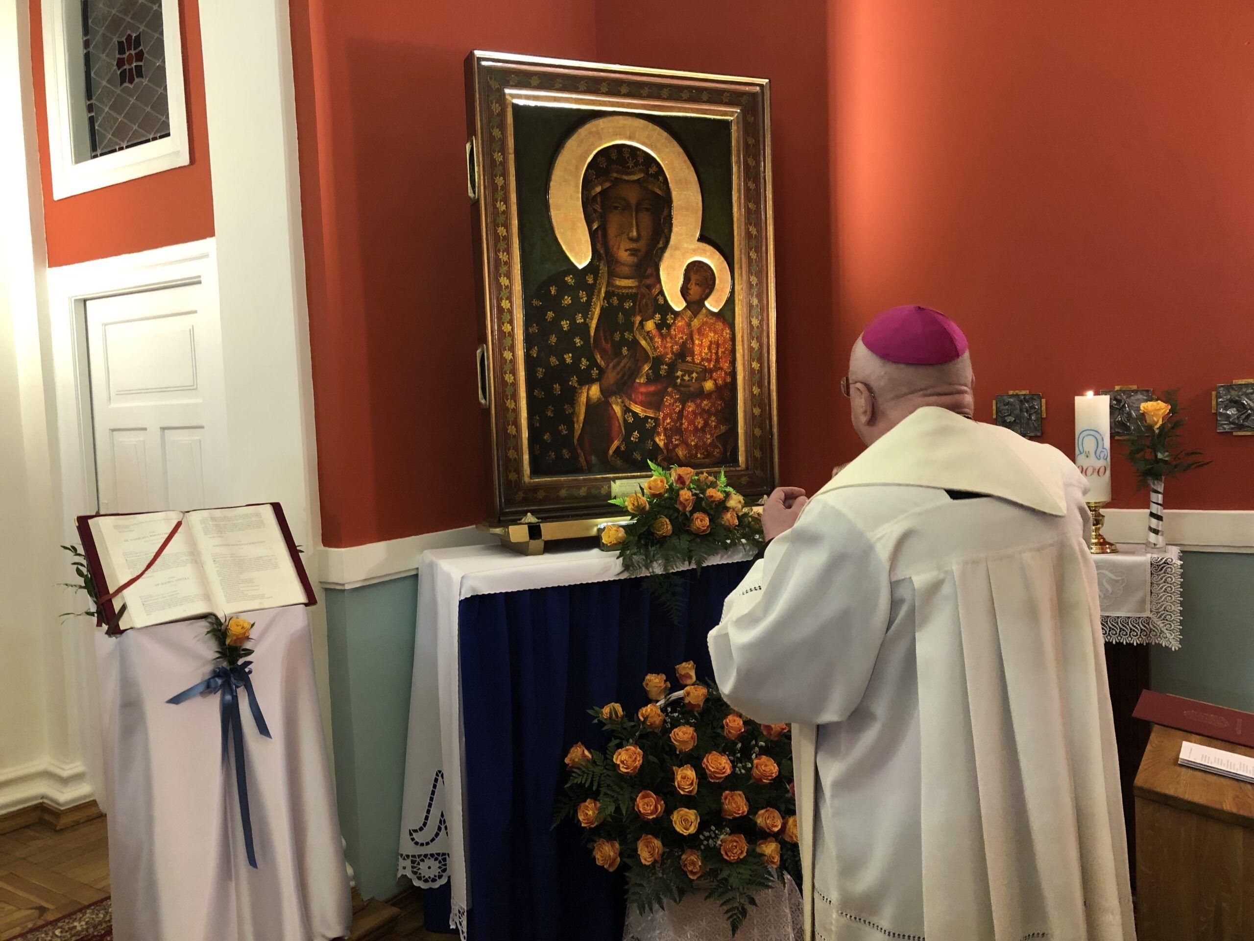Trwa nawiedzenie Matki Bożej w znaku Ikony Jasnogórskiej w diecezji włocławskiej