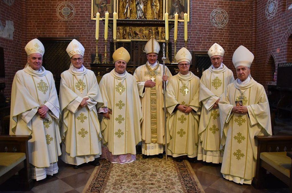 Toruń: bp Mering uczestniczył w dziękczynieniu za święcenia biskupie swojego alumna