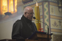 Bp Mering podczas Mszy Wigilii Paschalnej: Chrystus zabiega o nasze serca