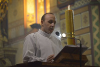 Bp Mering podczas Mszy Wigilii Paschalnej: Chrystus zabiega o nasze serca
