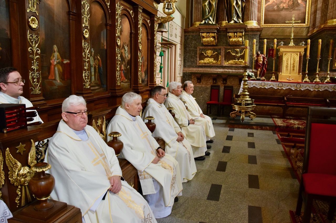 Kalisz: Włocławscy kapłani uczestniczyli w obchodach 73. rocznicy cudownego wyzwolenia obozu w Dachau
