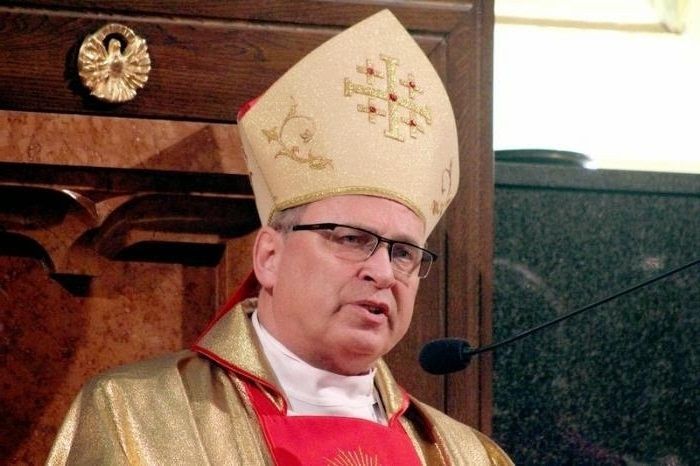 Bp Mering do młodych prezbiterów: jesteśmy odpowiedzialni za dar, który otrzymaliśmy