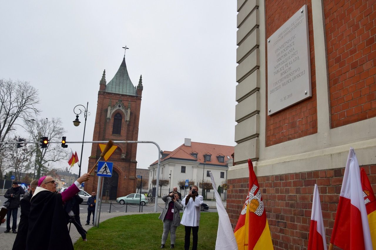Bp Mering: patriotyzm zawsze oznacza wymagania