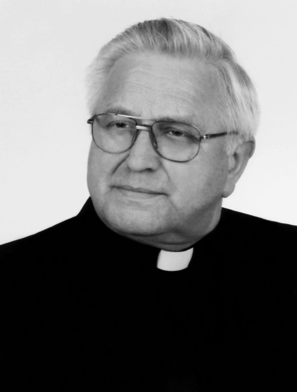 Zmarł ks. prał. Henryk Włoczewski, budowniczy kościoła NMP Królowej Polski w Koninie