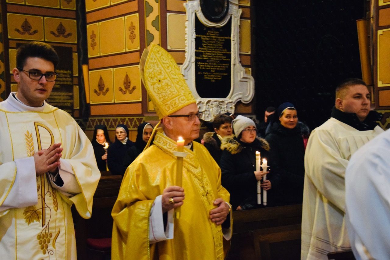 Bp Mering: życie konsekrowane to Boży dar dla Kościoła