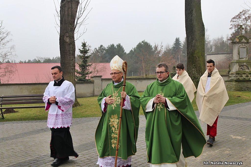 Bp Mering w Kramsku: Miłość w życiu chrześcijanina jest najważniejsza