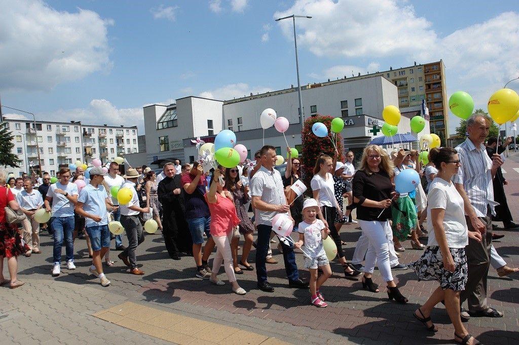 Marsz dla Życia i Rodziny przeszedł ulicami Sieradza