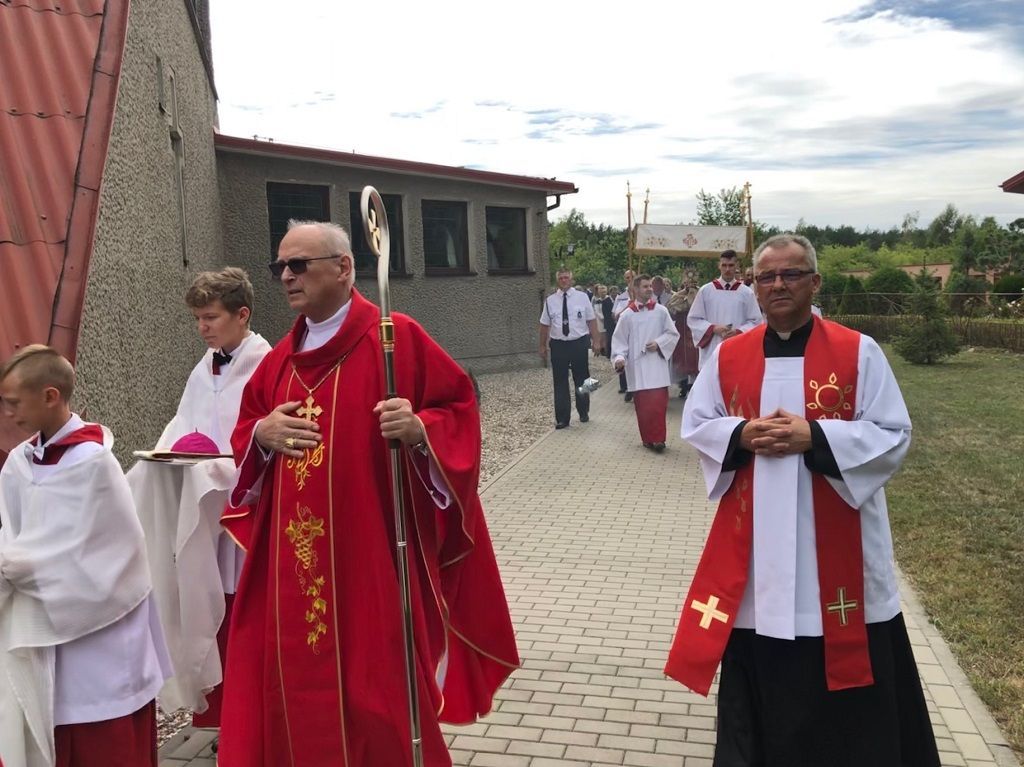 Smólnik: wizytacja kanoniczna i bierzmowanie
