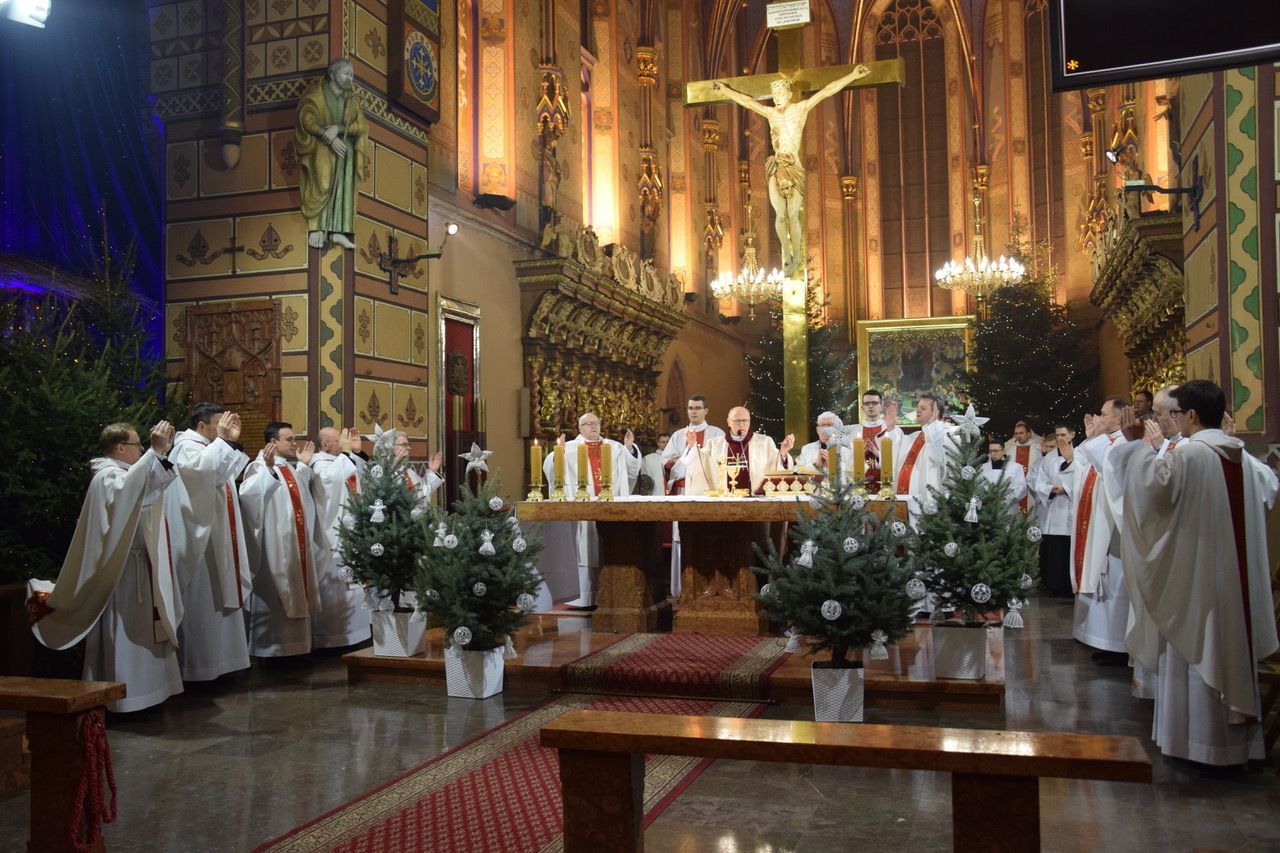 Bp Mering: podzielony Kościół rani serce Boga