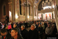 Bp Mering w Kramsku: ołtarz jest symbolem Chrystusa, którego nauka jest jednolita i niezmienna