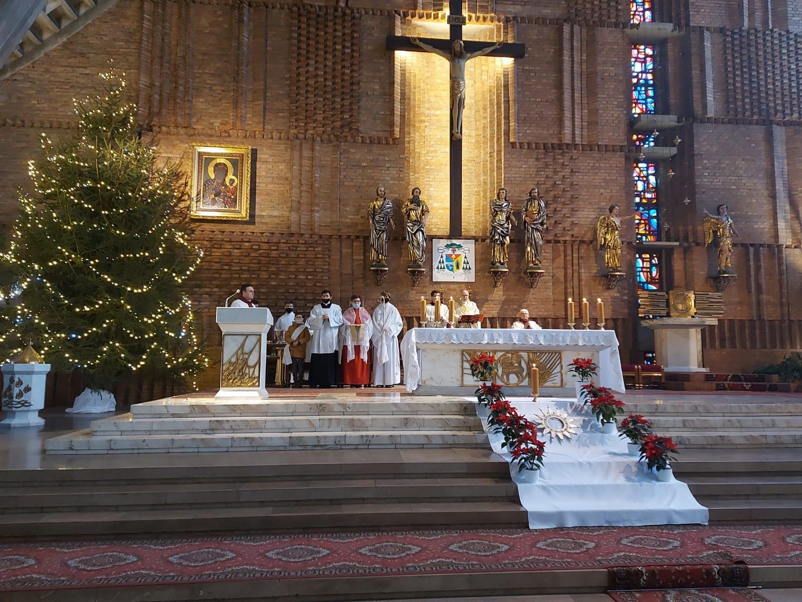 Włocławek: Niedziela Świętej Rodziny w nowym sanktuarium