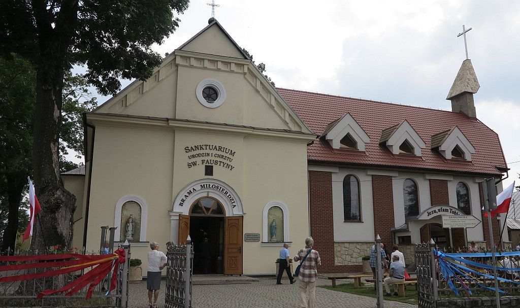 Świnice Warckie – sanktuarium urodzin i chrztu św. Faustyny Kowalskiej (dossier)