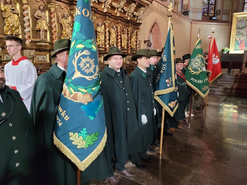 Bazylika katedralna: myśliwi oddali cześć św. Hubertowi