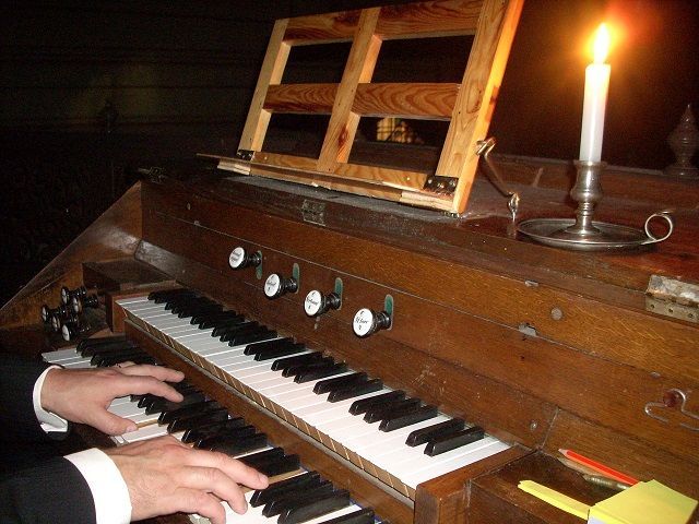 Nieszawa: organy w półmroku (zapowiedź koncertu)