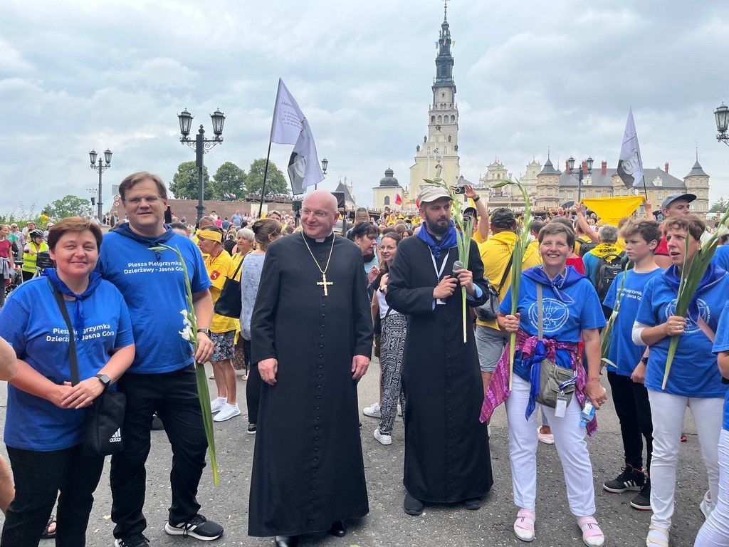 Pierwsza kolumna Pieszej Pielgrzymki Diecezji Włocławskiej dotarła na Jasną Górę
