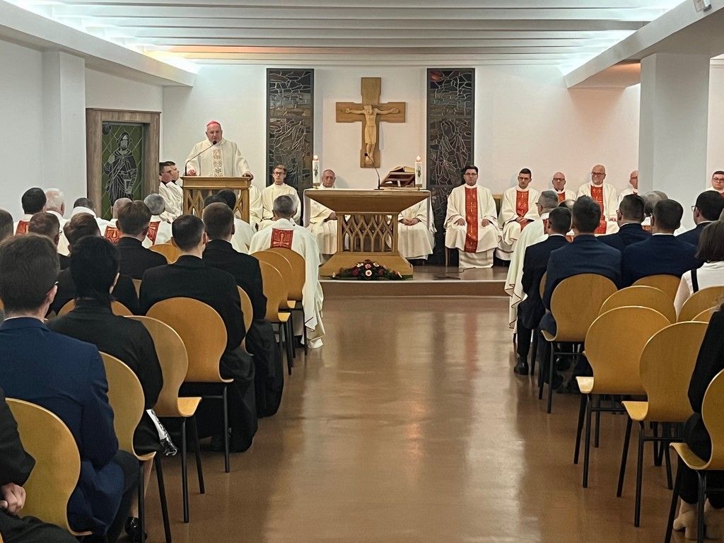 Bp Wętkowski do studentów WT UMK: „módlcie się, wierzcie i słuchajcie Chrystusa”