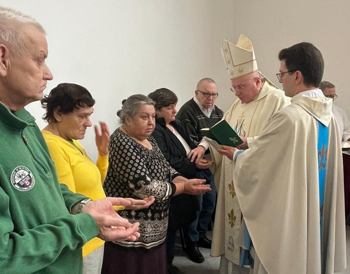 Bp Wętkowski w schronisku „Jerycho”: Maryja interesuje się sprawami człowieka