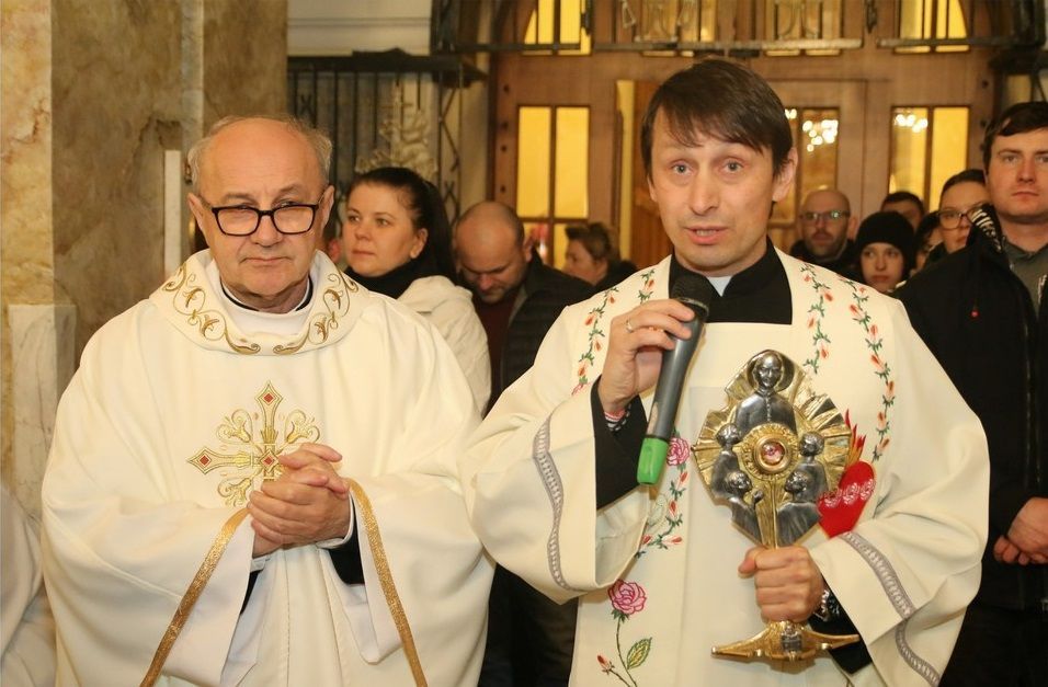 Tuliszków: wprowadzenie relikwii bł. Bronisława Markiewicza