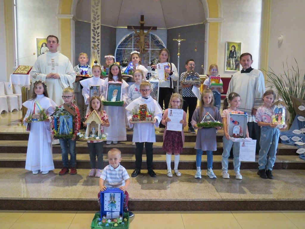 Turek-Obrzębin: konkurs dla dzieci na najpiękniejszą kapliczkę