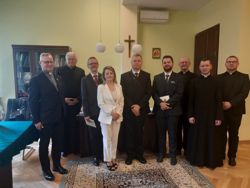 Nowi magistrzy teologii AKW Konin