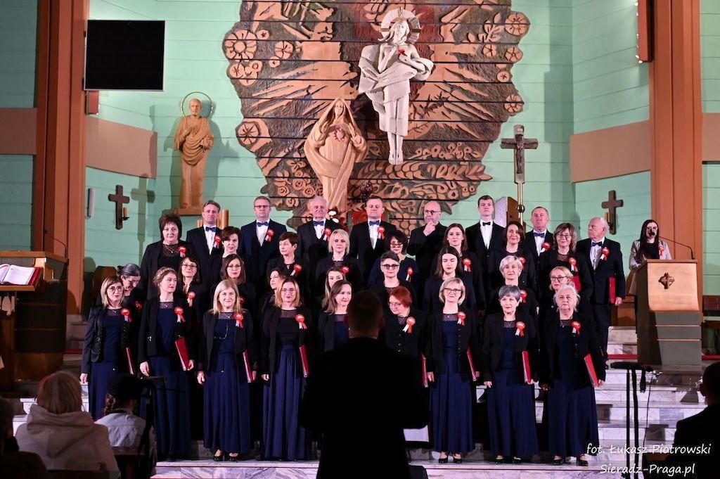 Sieradz: Koncert „W hołdzie dla Niepodległej”