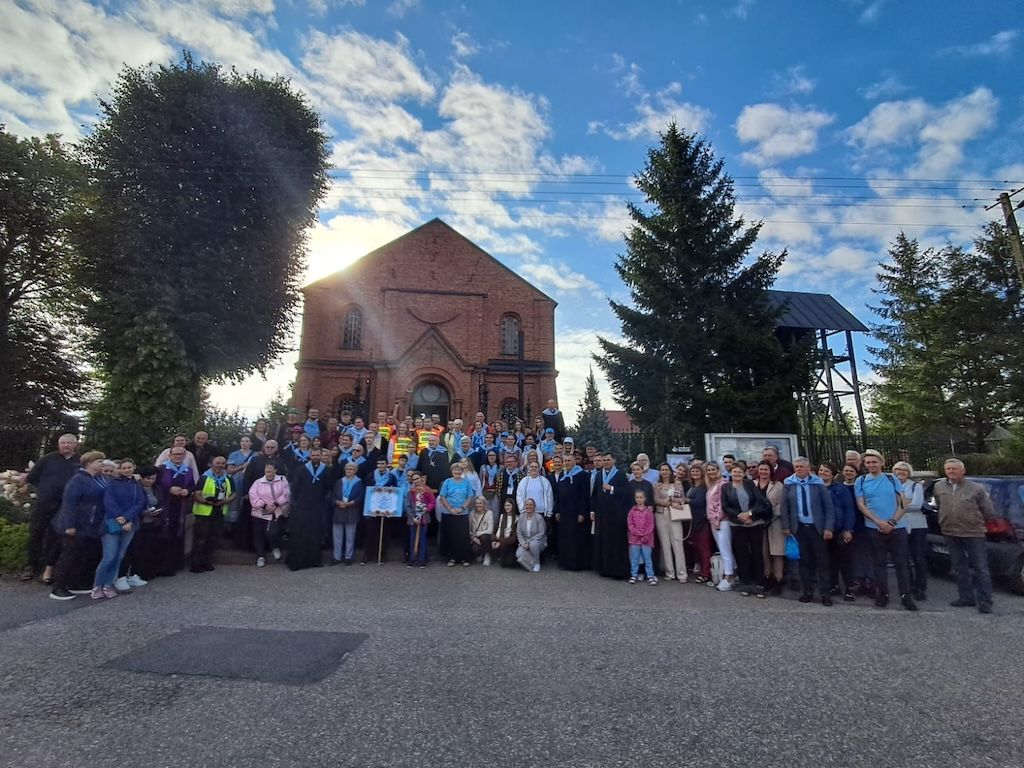 Zawiślańska grupa po raz pierwszy na pątniczym szlaku na Jasną Górę