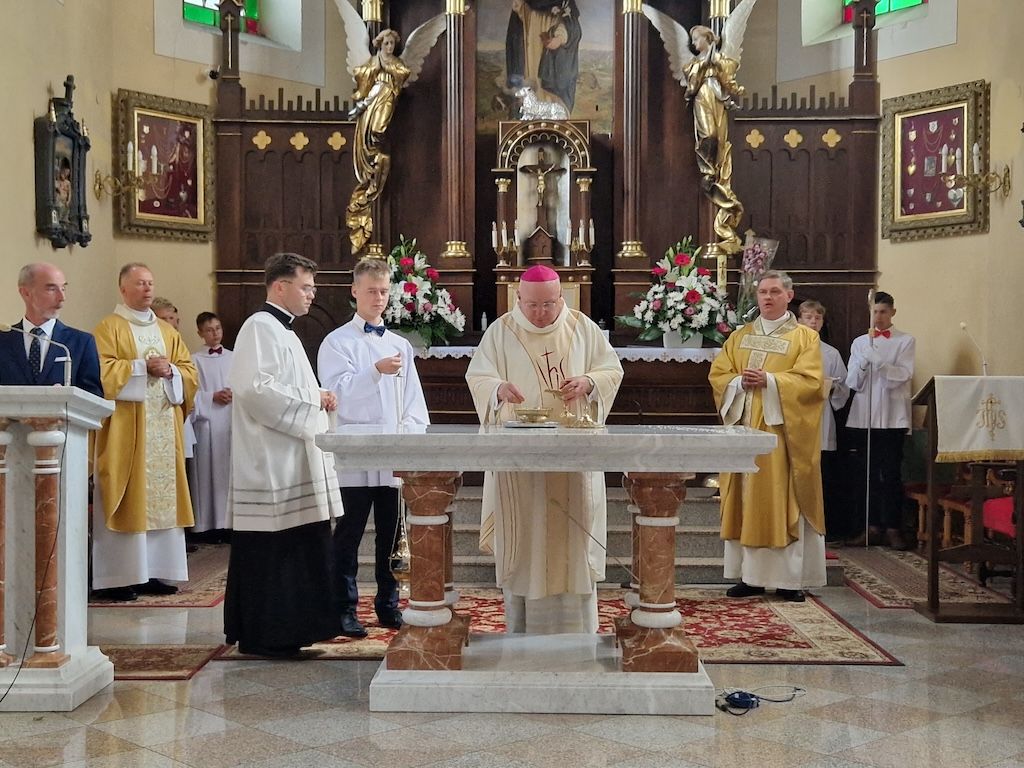 Bierzwienna: Konsekracja ołtarza i uroczystości odpustowe ku św. Dominika