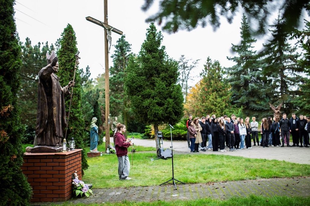 Sieradz Monice: 47. rocznica wyboru Jana Pawła II na Stolicę Piotrową