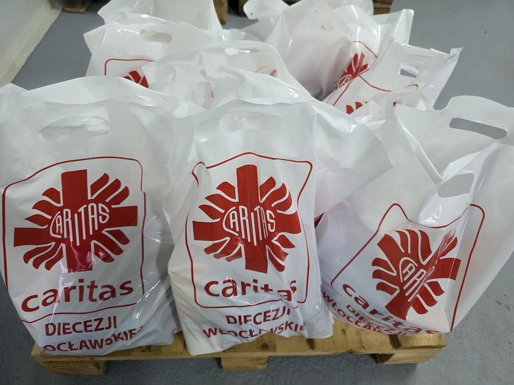 Caritas Diecezji Włocławskiej po raz trzeci z akcją „Świąteczna Paczka dla Seniora”
