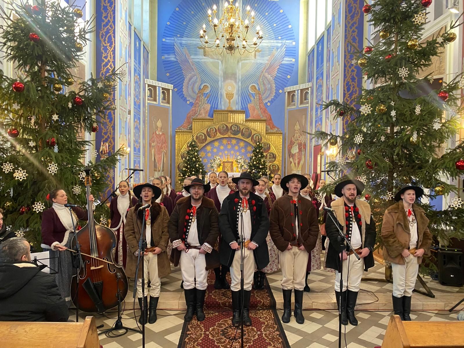 Psary: Estrada Regionalna „Równica” z kolędami