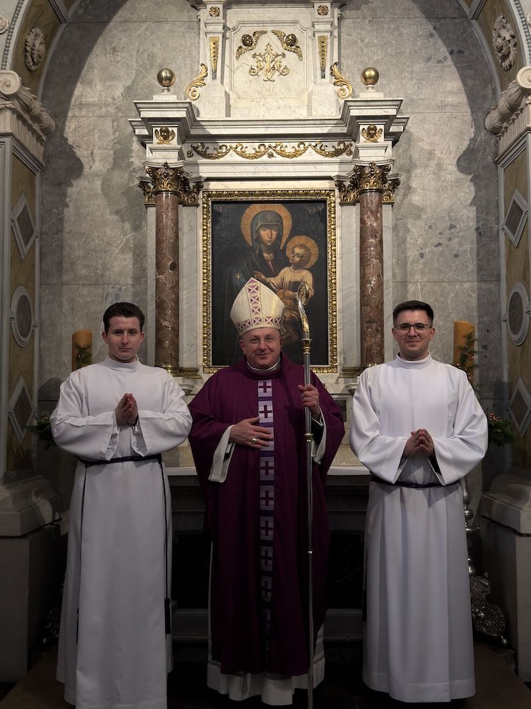 Bp Wętkowski: Powołanie rodzi się w sercu, ale dojrzewa w Kościele