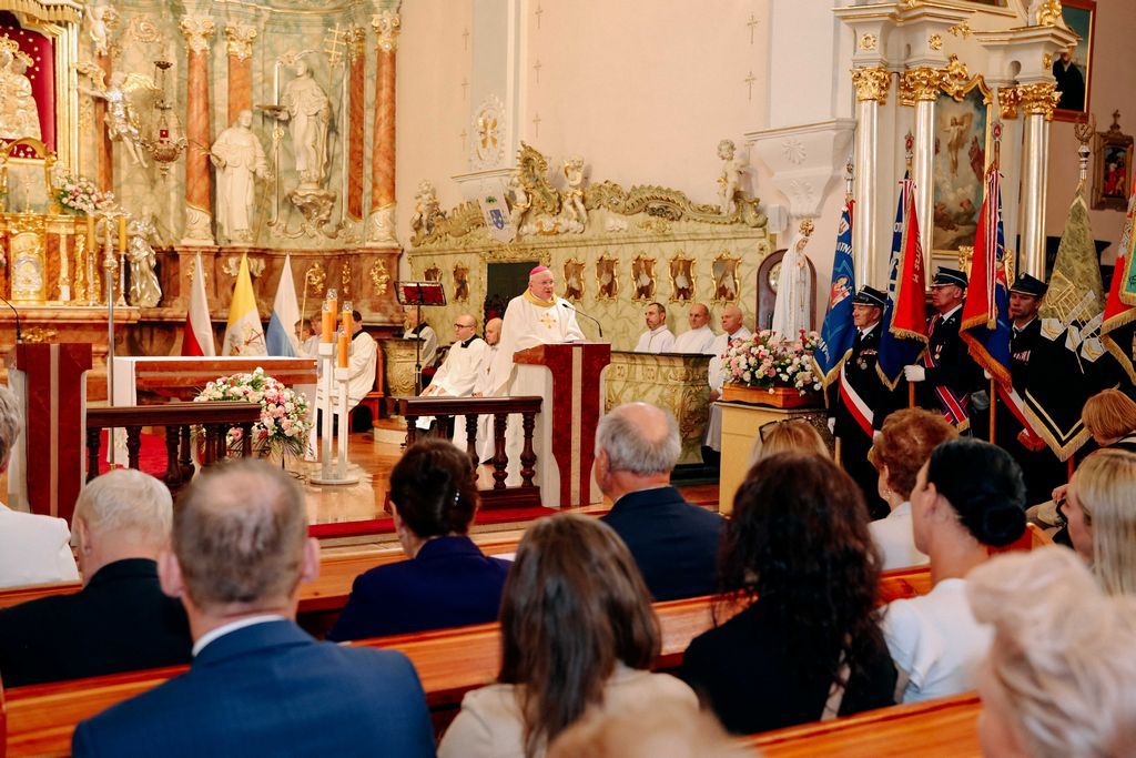 Bp Wętkowski w Kłodawie: jubileusz zachęca nas, abyśmy Boga postawili na pierwszym miejscu