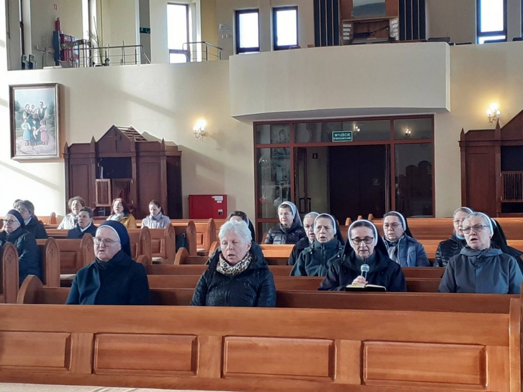 Koło: spotkanie formacyjne przełożonych żeńskich zgromadzeń zakonnych