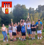 Lubień Kujawski: z kościoła na boisko