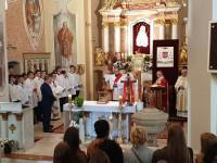 Tuliszków: wprowadzenie relikwii Dzieci Fatimskich