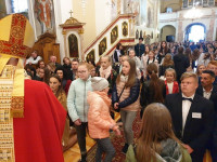 Tuliszków: wprowadzenie relikwii Dzieci Fatimskich