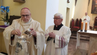 Bp Mering do kapłanów: otrzymaliśmy godność kapłańską, by być świadkami Chrystusa