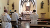 Bp Mering do kapłanów: otrzymaliśmy godność kapłańską, by być świadkami Chrystusa