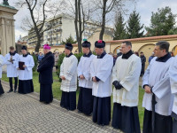 Włocławek: Droga Krzyżowa ulicami miasta w intencji pokoju na Ukrainie