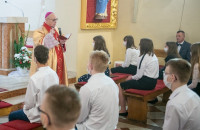 Biskup Włocławski do młodych w Piotrkowie: budujcie swoje życia na skale, którą jest Chrystus