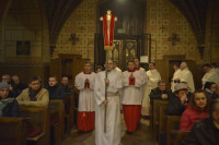 Bp Mering podczas Mszy Wigilii Paschalnej: Chrystus zabiega o nasze serca