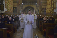 Bp Mering podczas Mszy Wigilii Paschalnej: Chrystus zabiega o nasze serca