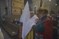 Bp Mering podczas Mszy Wigilii Paschalnej: Chrystus zabiega o nasze serca